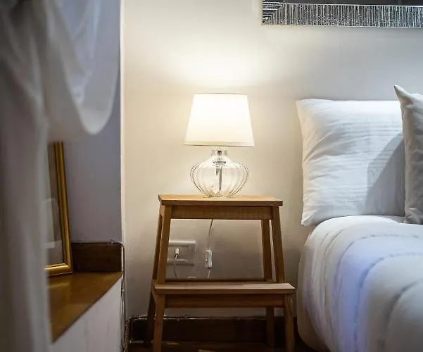 Incantevole Nel Cuore Di Roma, Monti Appartement