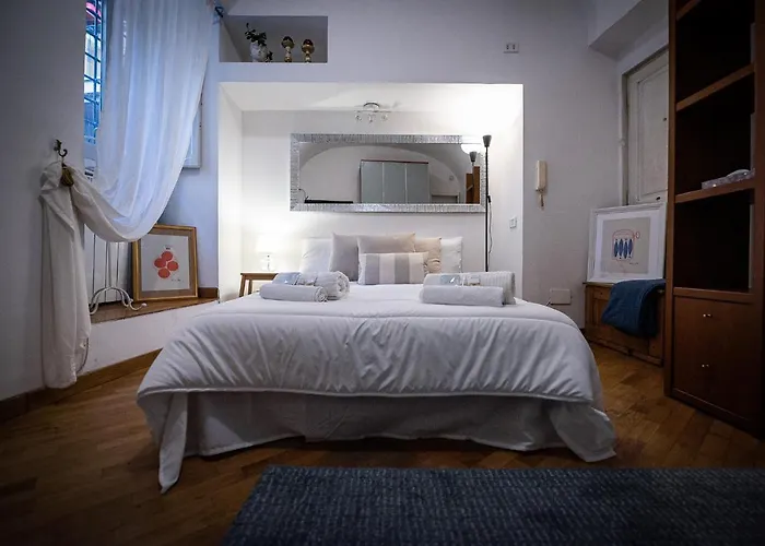 Incantevole Nel Cuore Di Roma, Monti Appartement